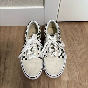 Vans Old Skool Checkerboard Suede Shoes. Mens 8.5 Women’s 10